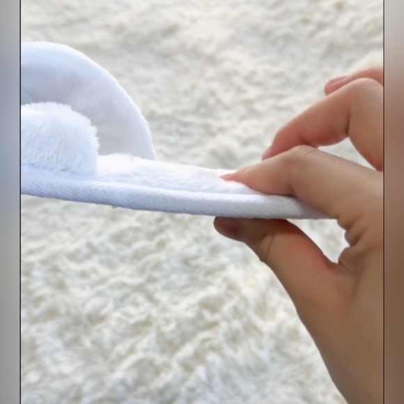 New, Bride slippers white gold embroidered womens one size fits most wedding - Picture 4 of 12